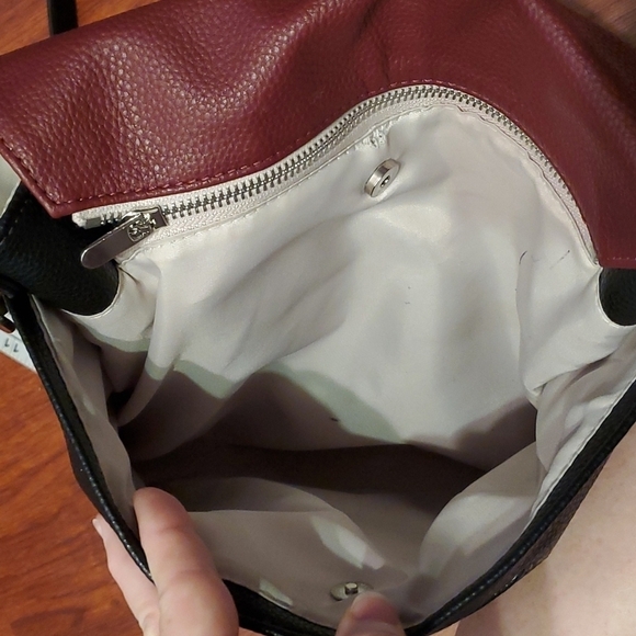 Thirty-one cross body purse bag -flaws Black Maroon - Picture 10 of 16